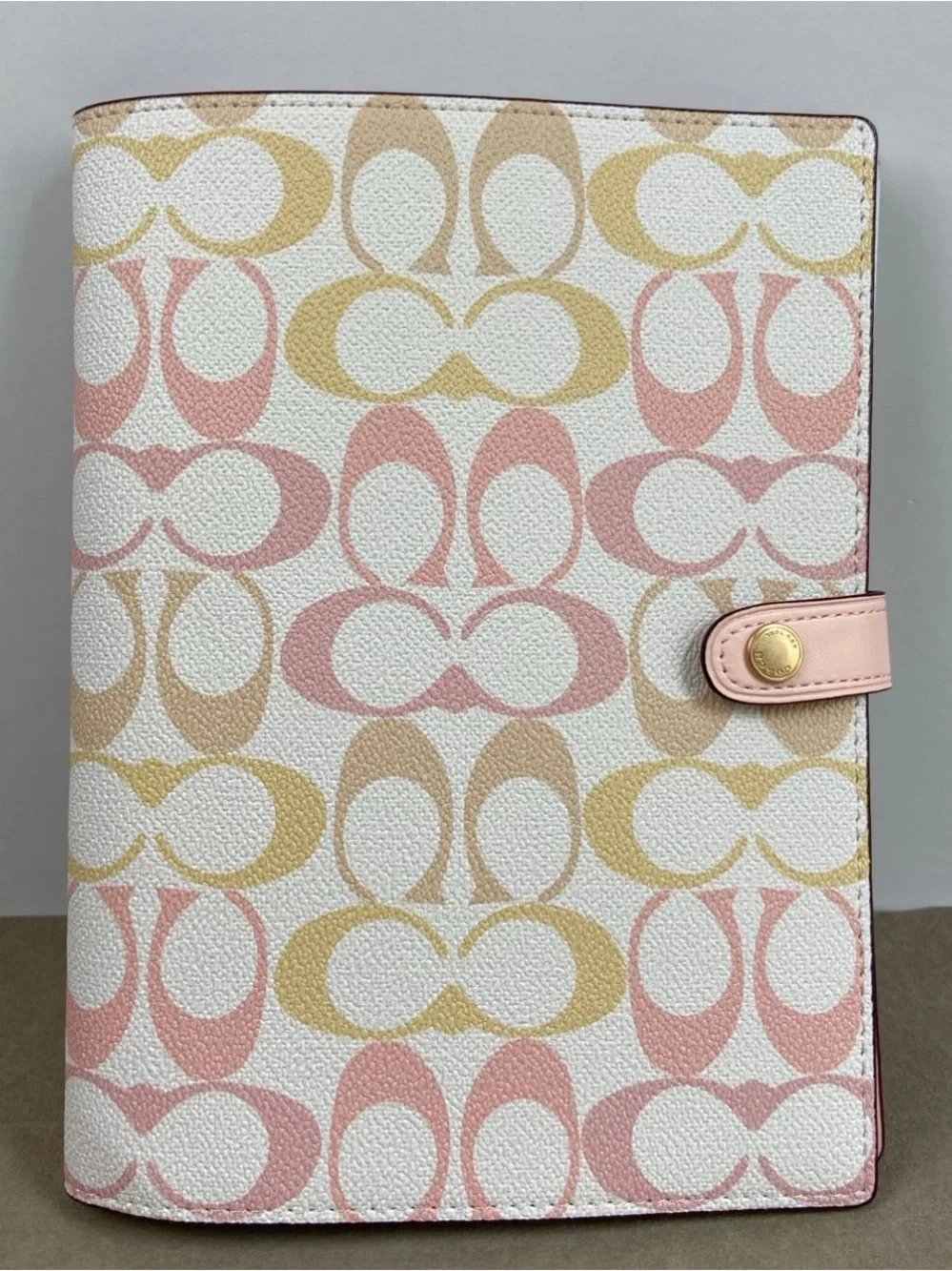 🌸🌷🌸 COACH SIGNATURE NOTEBOOK IN PASTEL PINK / BLUSH LIGHT YELLOW 🌸🌷🌸